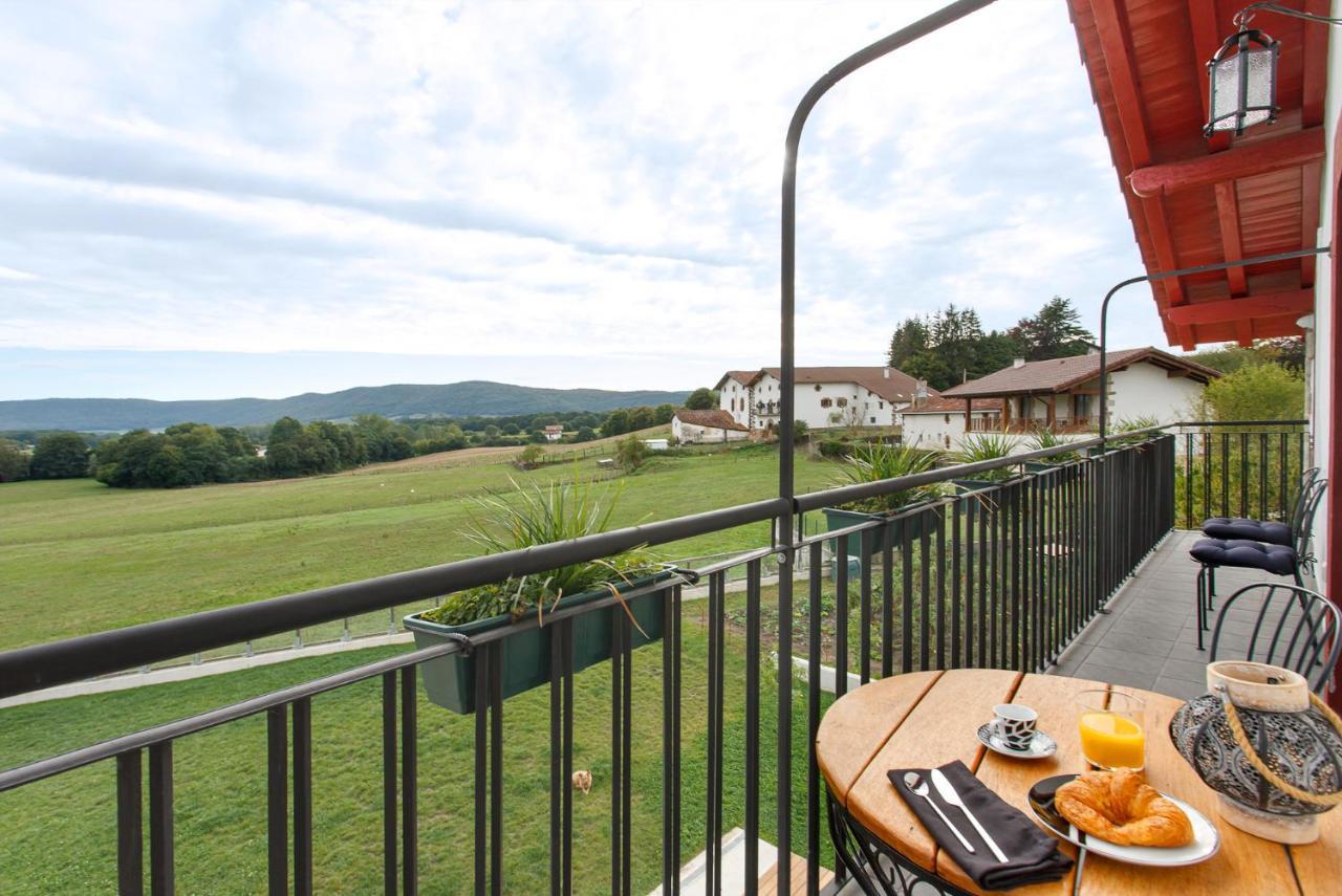 Apartamentos Turisticos Rurales Iturburuarena Alkotz Eksteriør billede